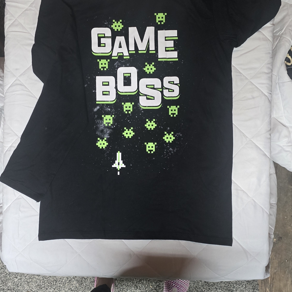 The Children's Place Black Tee with Green Game Design